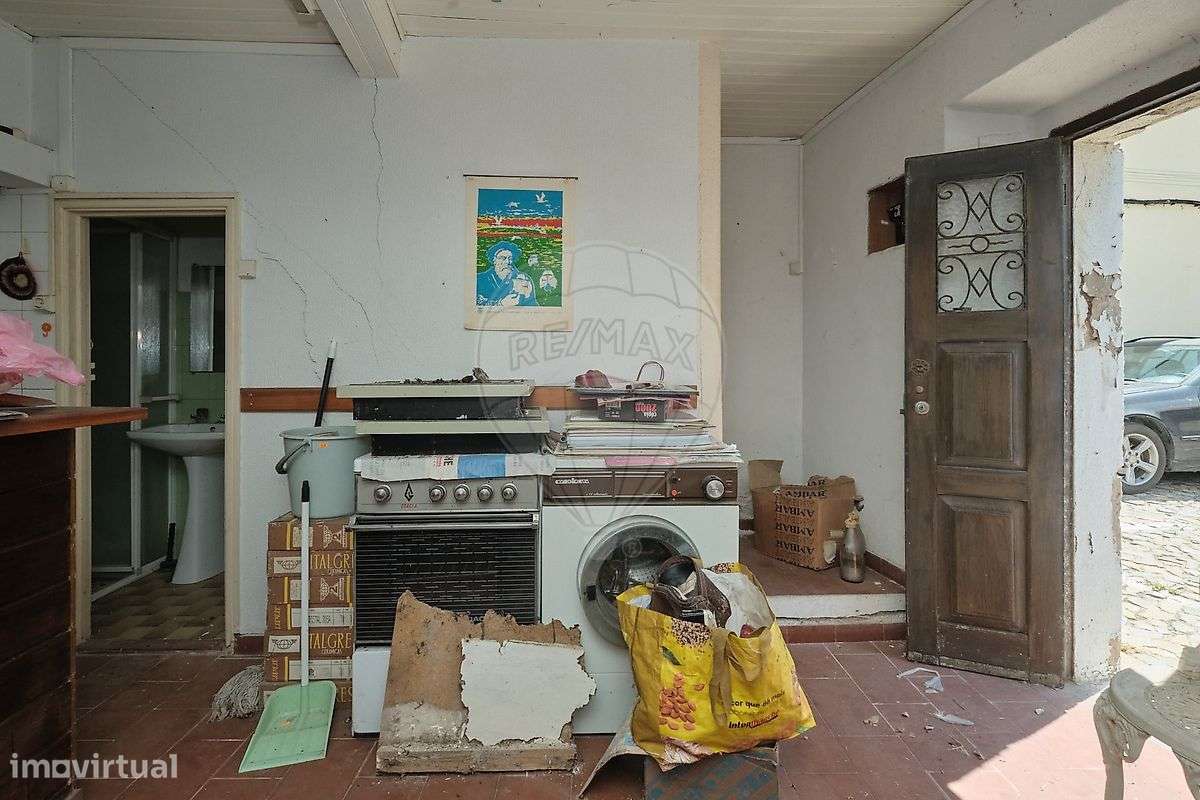 Moradia T1 para venda-5