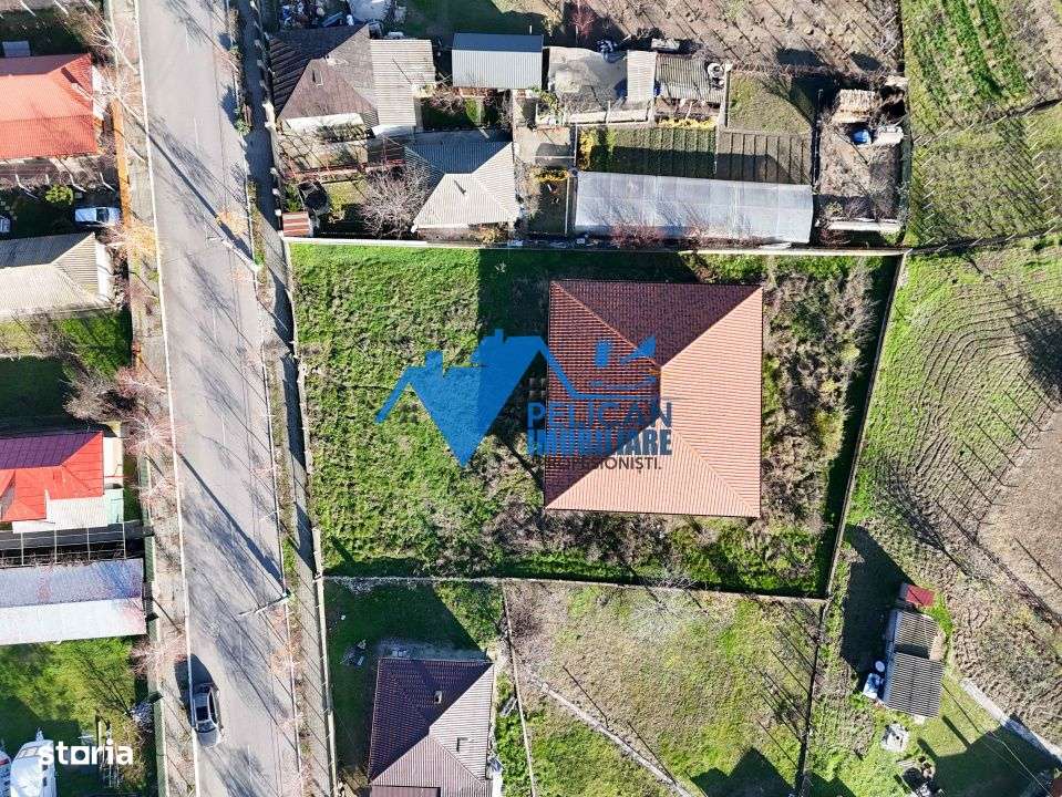 Vila LA ROSU in MAHMUDIA - DELTA DUNARII, teren 1376MP-13