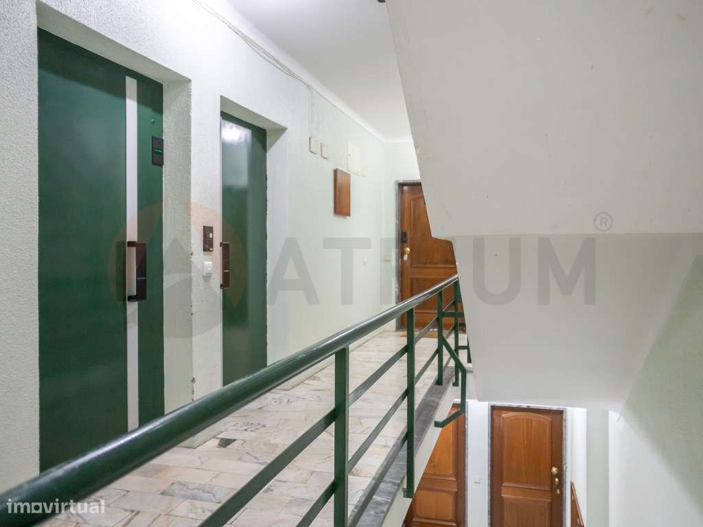 EXCLUSIVO | T2 COM 82m², ELEVADOR E LAREIRA NO VALE DO COBRO - SETÚ...-6