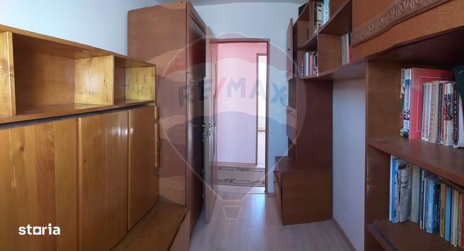 Casă / Vilă cu 5 camere de vânzare-15