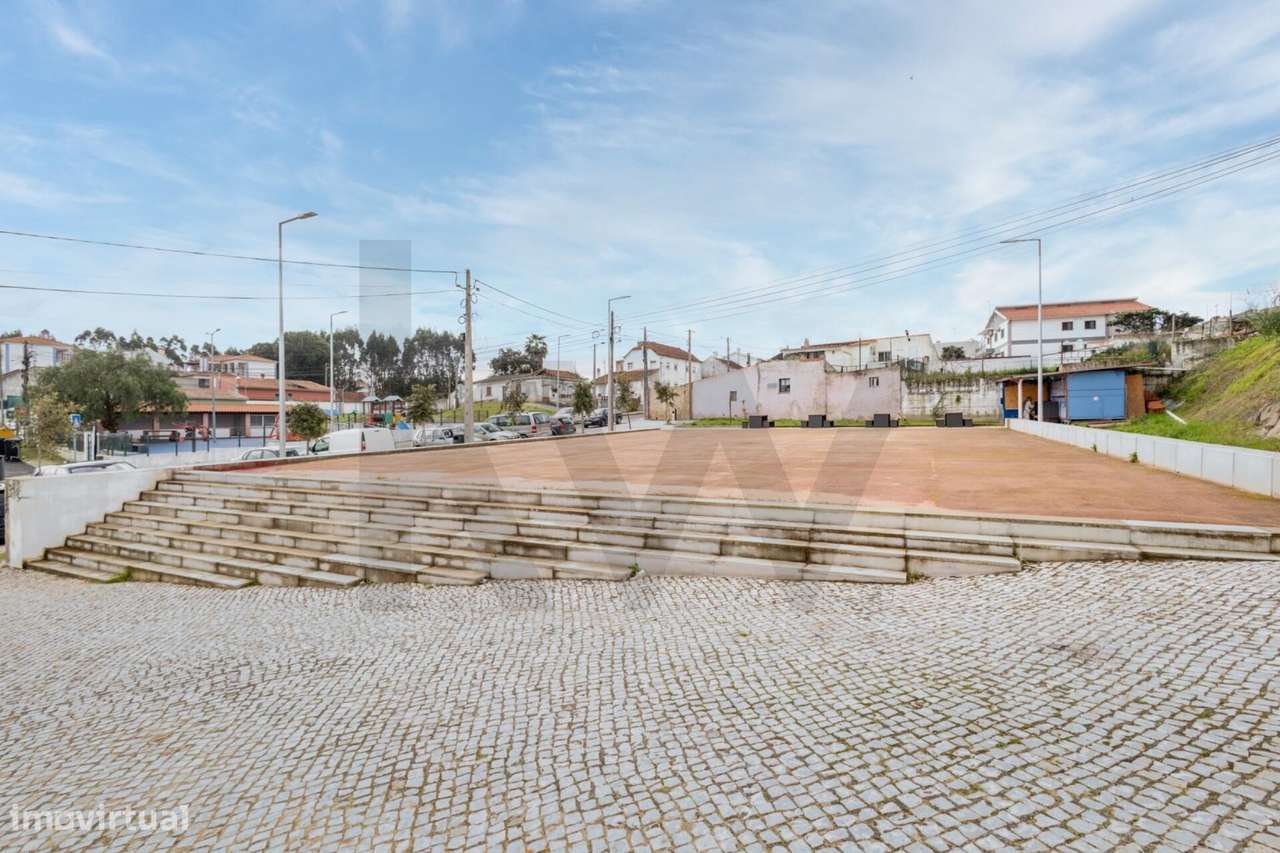 Terreno Urbano de 162m2 em Zona Tranquila de Caldas da Rainha – Excele-9