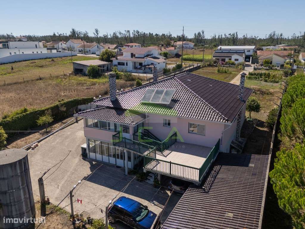 Moradia V3+2 com 4.010m2 de terreno a 5min de Leiria-9
