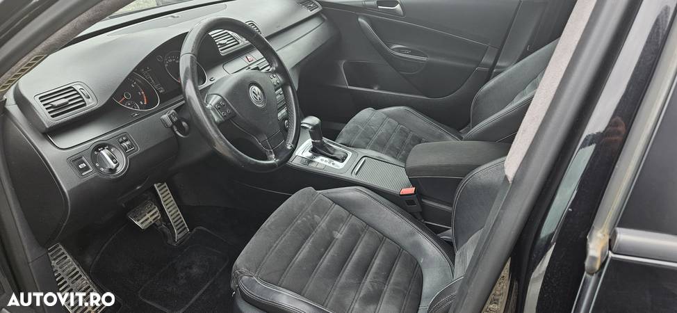 Volkswagen Passat 1.8 TSI Trendline DSG - 23