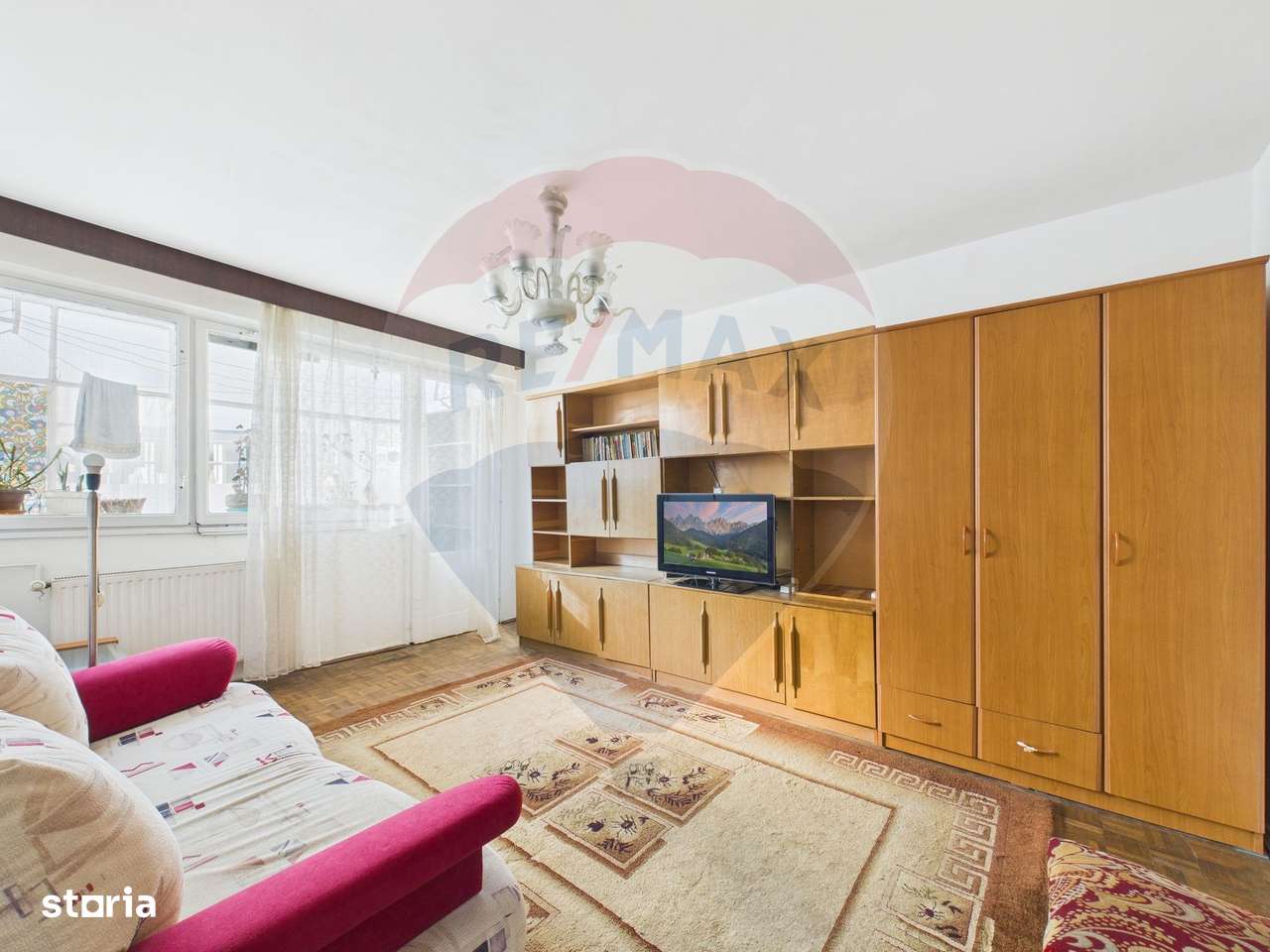 Apartament cu 2 camere de vânzare în zona Eroii Revolutiei - Imagine principală: 2/17