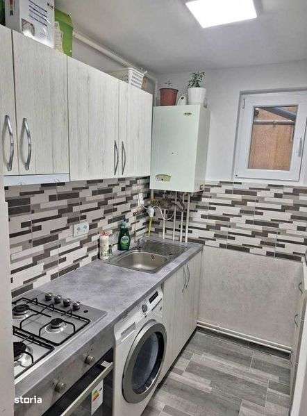 Vand apartament 2 camere, Tg. Mures, Aleea Savinesti - Imagine principală: 5/8