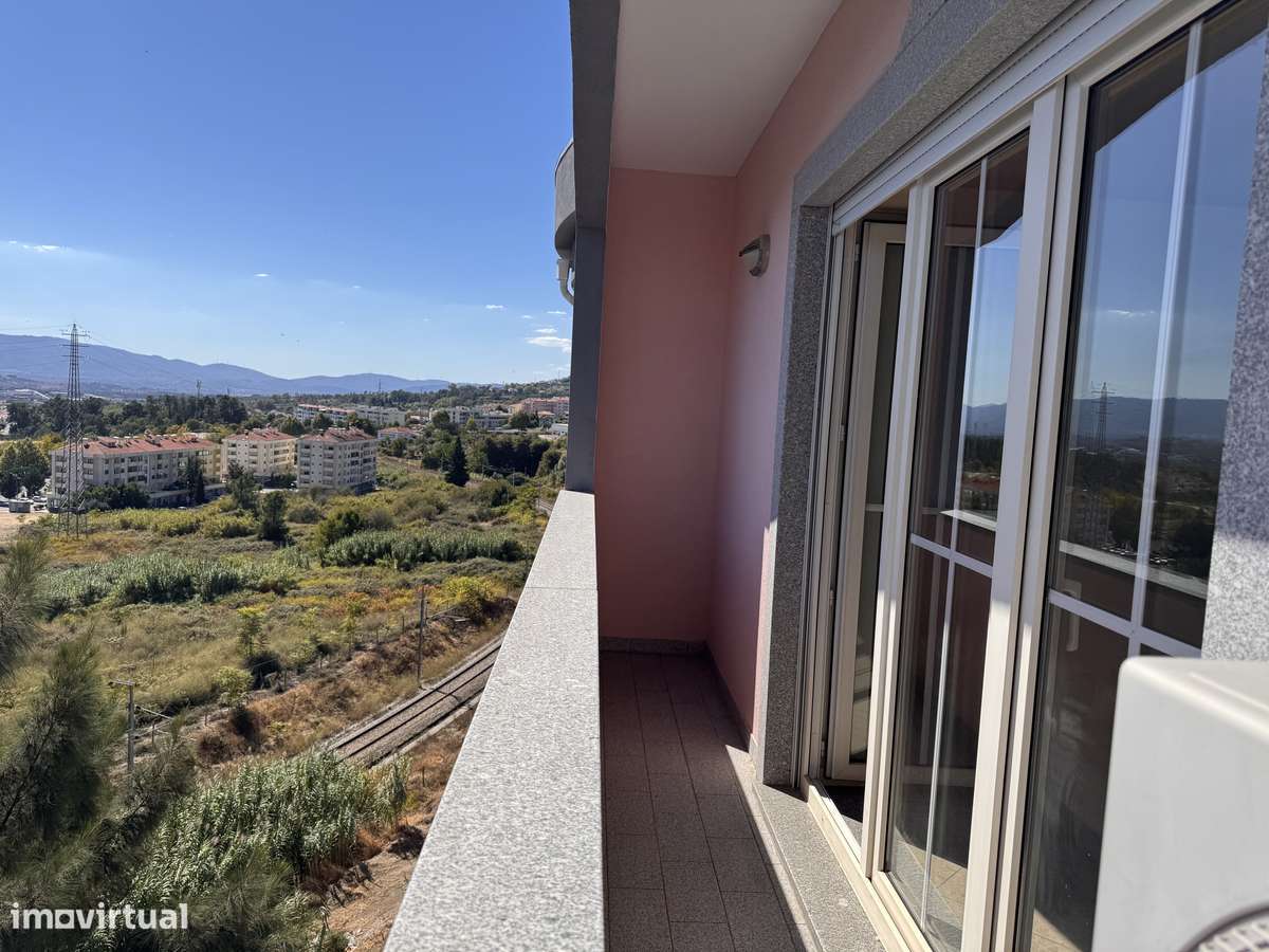 T4 Jardins das Artes, varandas e 2 garagens-7