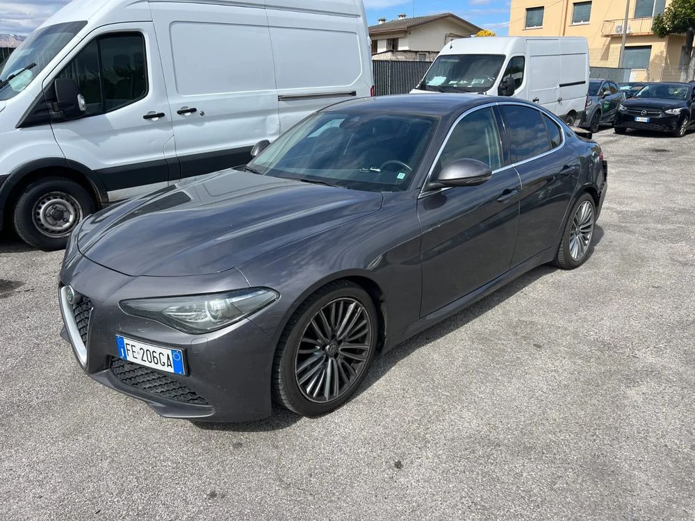 Alfa Romeo Giulia 2.2 2016