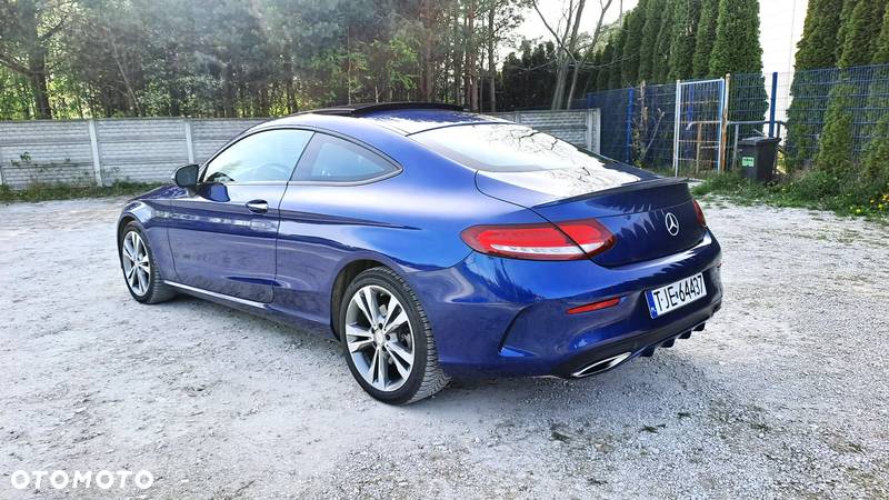 Mercedes-Benz Klasa C 300 Coupe 7G-TRONIC - 22