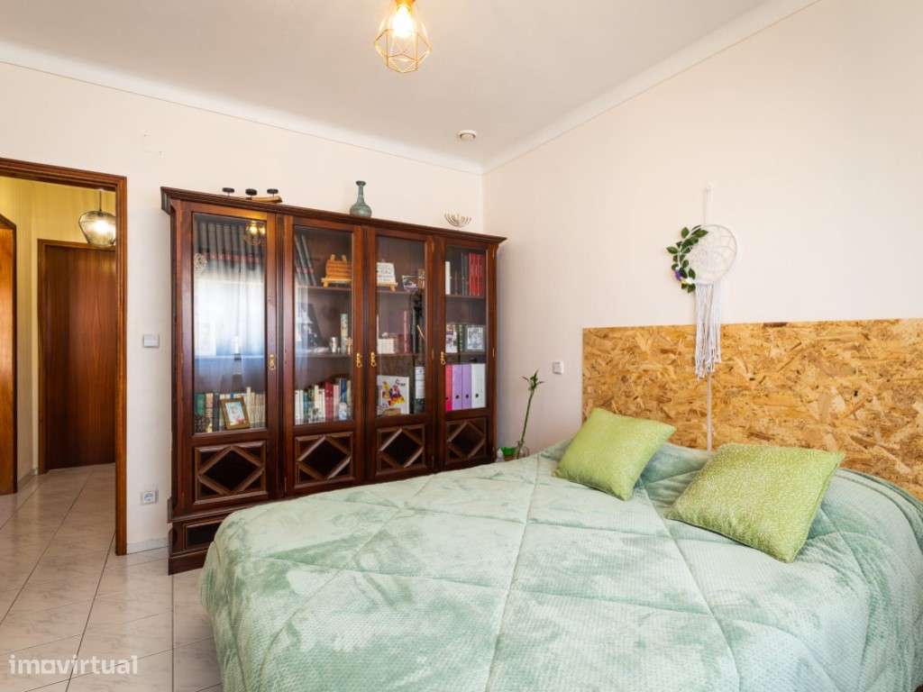 Moradia T4 individual em Vieira de Leiria-7