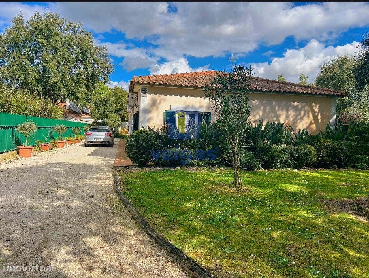 Moradia T4 com piscina, jardins, canil e anexos em Salvaterra de Magos - Grande imagem: 1/30