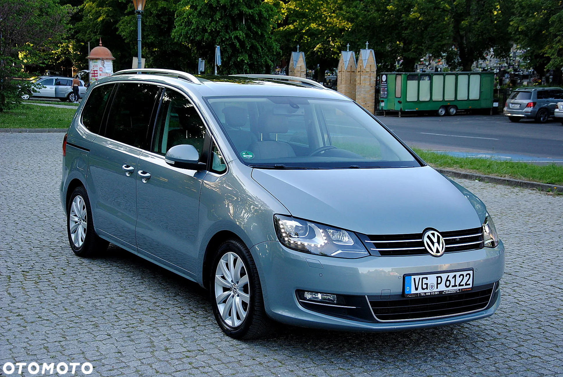 Volkswagen Sharan 2.0 TSI DSG Highline - 4