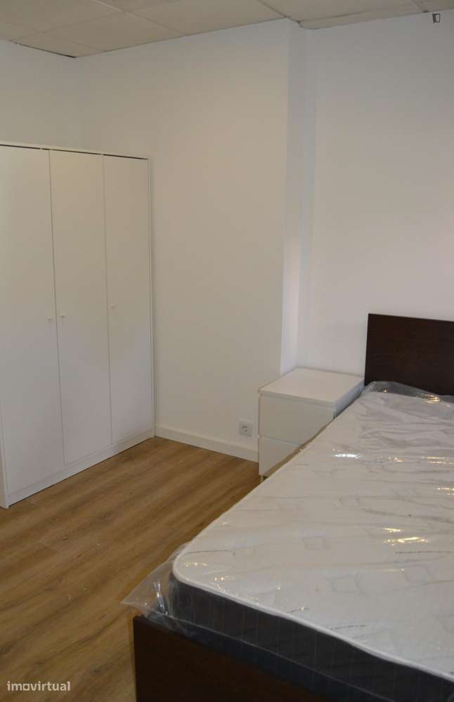 Quarto - localizado em Parque das Nações Lisbon - Grande imagem: 3/10