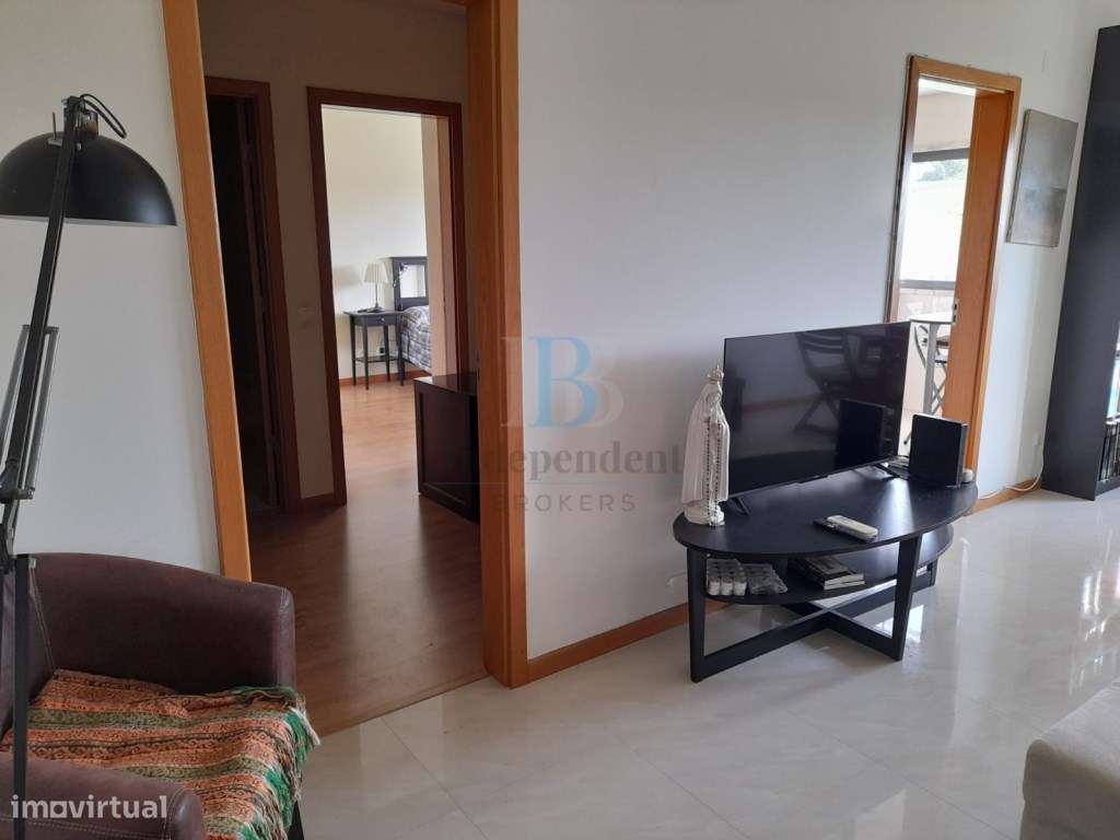 Excelente e luminoso T1 Costa da Caparica-2