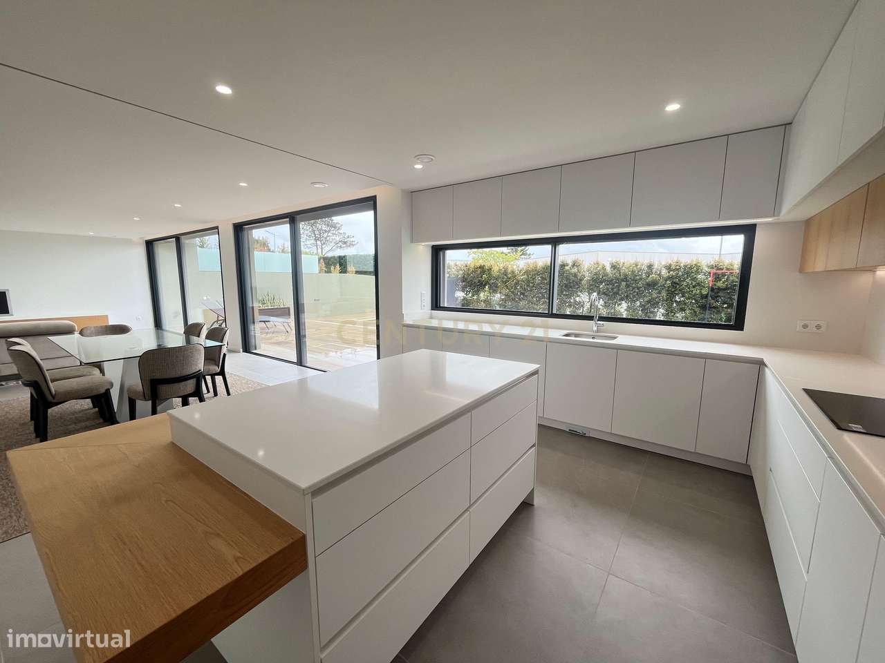 Moradia Contemporânea de Luxo em Azurara | Elegância, Privacidade e Di-53