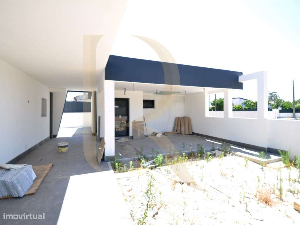 Moradia isolada térrea nova T3 com piscina e garagem na Quinta da M...-8