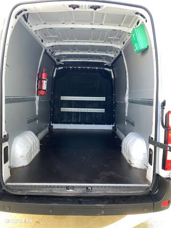 Renault Master L2H2  DCI145 - 14