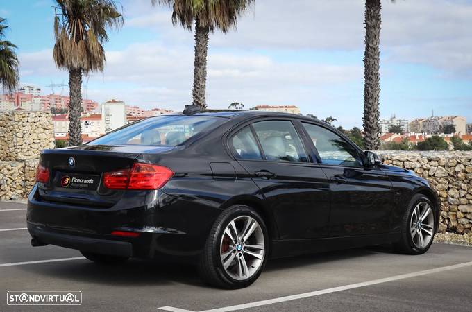 BMW 320 d Auto Line Sport - 4