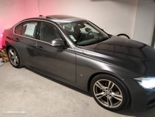 BMW 330 e iPerformance Pack M - 13