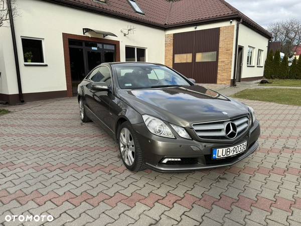 Mercedes-Benz Klasa E 350 CGI Coupe BlueEFFICIENCY 7G-TRONIC Avantgarde - 1