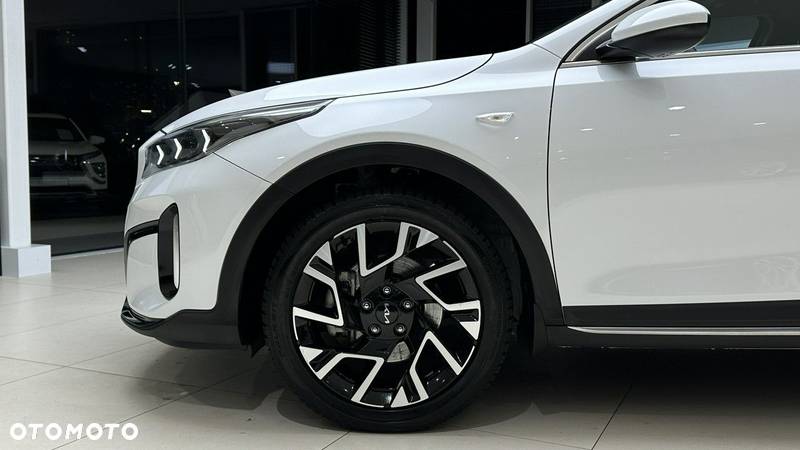 Kia XCeed 1.5 T-GDI M - 18