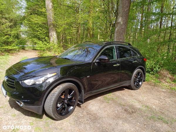 Infiniti QX70 3.7 S - 3