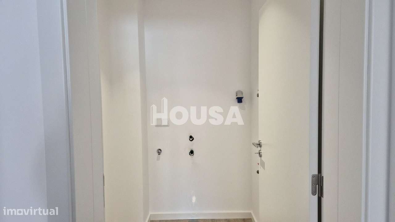 Moradia T3 Térrea Geminada – NOVA-40