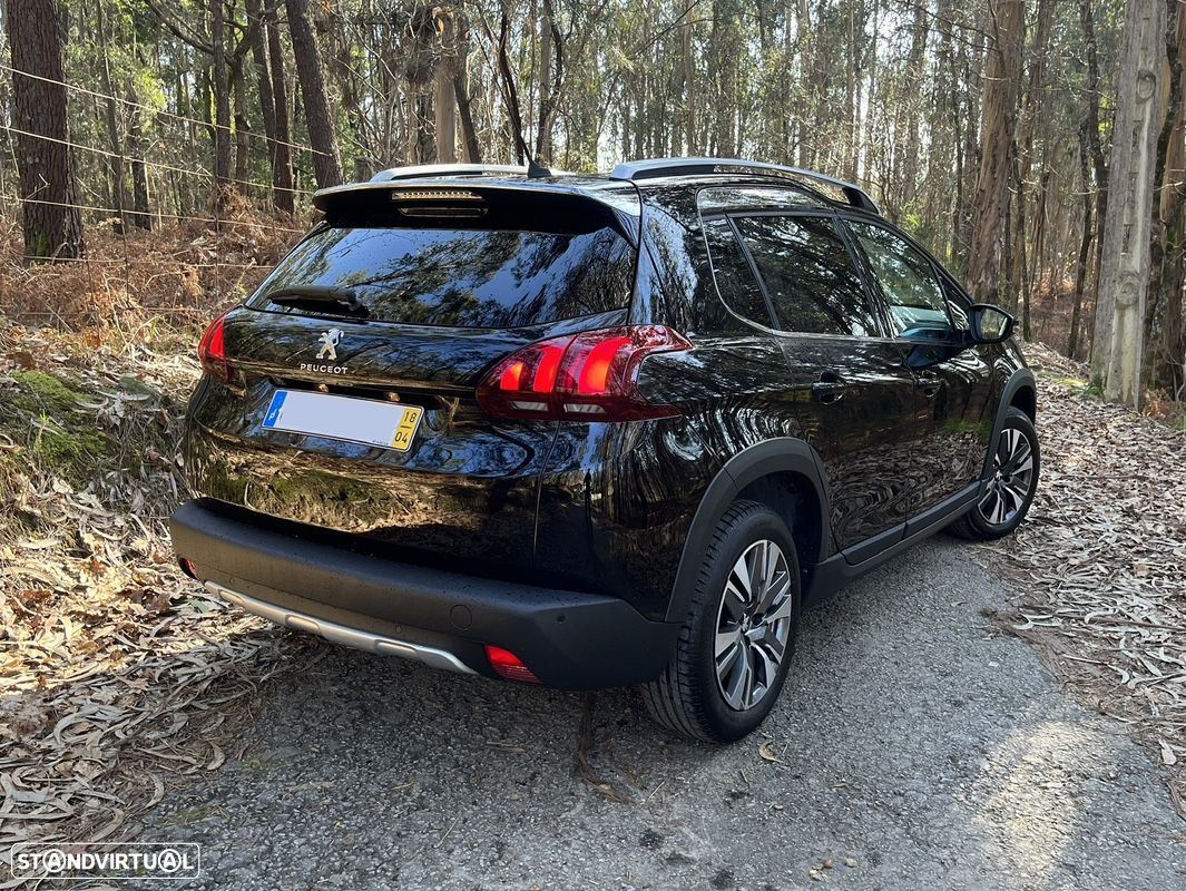 Peugeot 2008 82 VTI Allure - 2