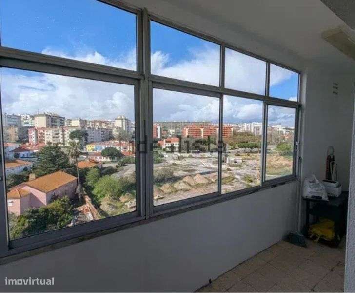 T1 em Paço de arcos - Grande imagem: 5/7