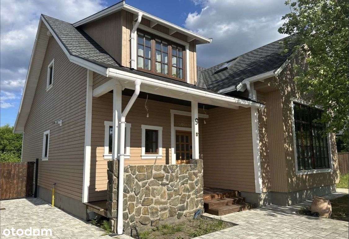 Na sprzedaż autorski dom z duszą zza oceanu w Bilc-2