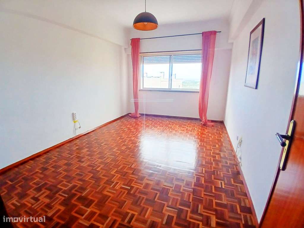 Apartamento T2 - Santo António de Caparica - Grande imagem: 3/12