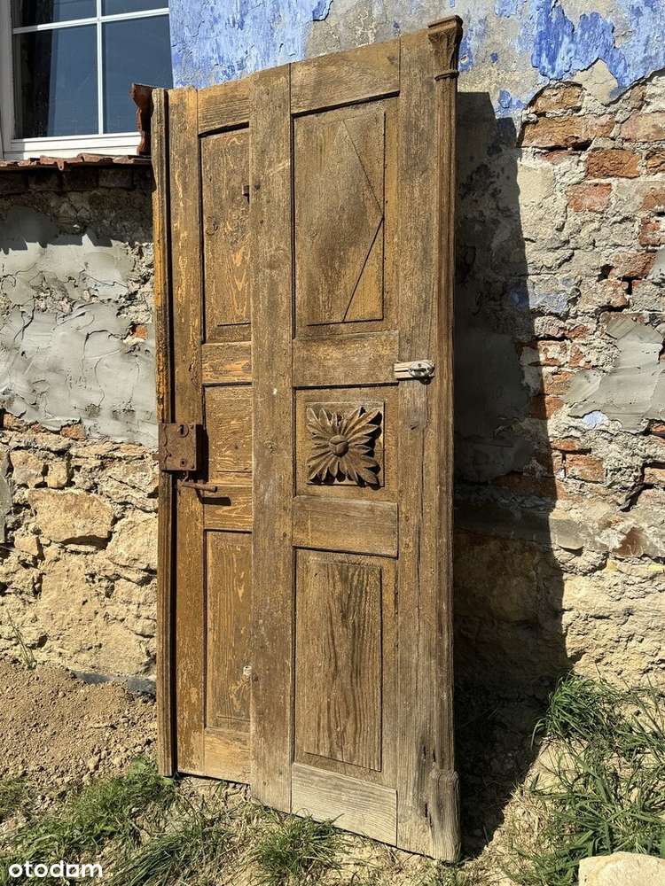 Nietypowy dom dwurodzinny-6