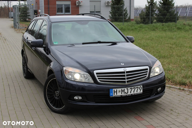 Mercedes-Benz Klasa C 200 T CDI DPF Automatik Elegance - 31