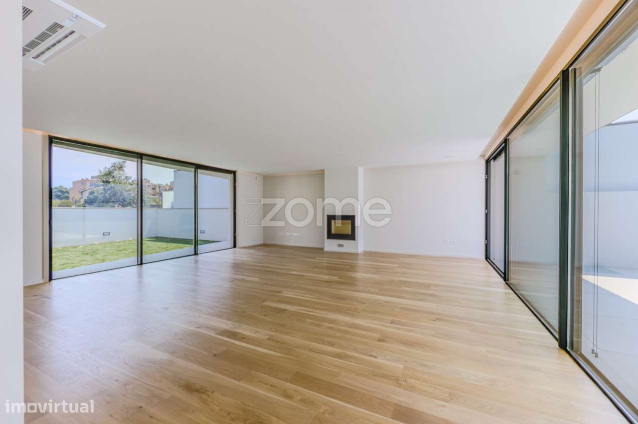 Moradia T4 com piscina aquecida na praia da Madalena - Grande imagem: 5/55