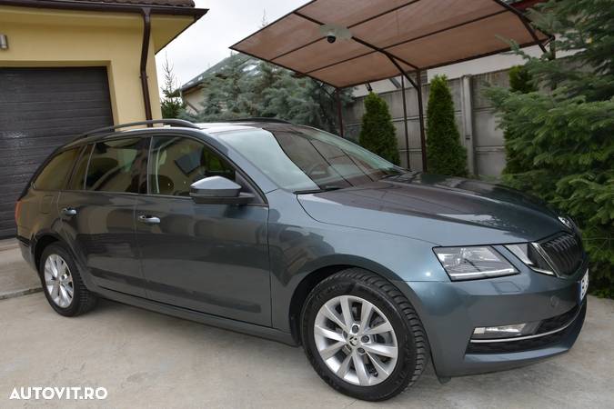 Skoda Octavia 2.0 TDI DSG Style - 10