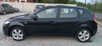 Kia Ceed - 4