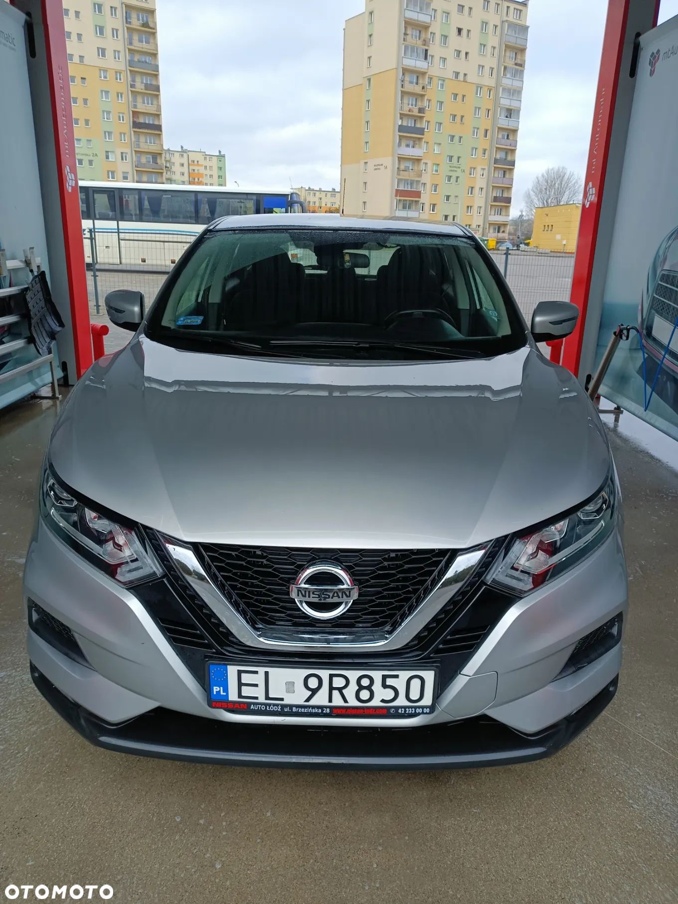 Nissan Qashqai 1.3 DIG-T N-Connecta - 1