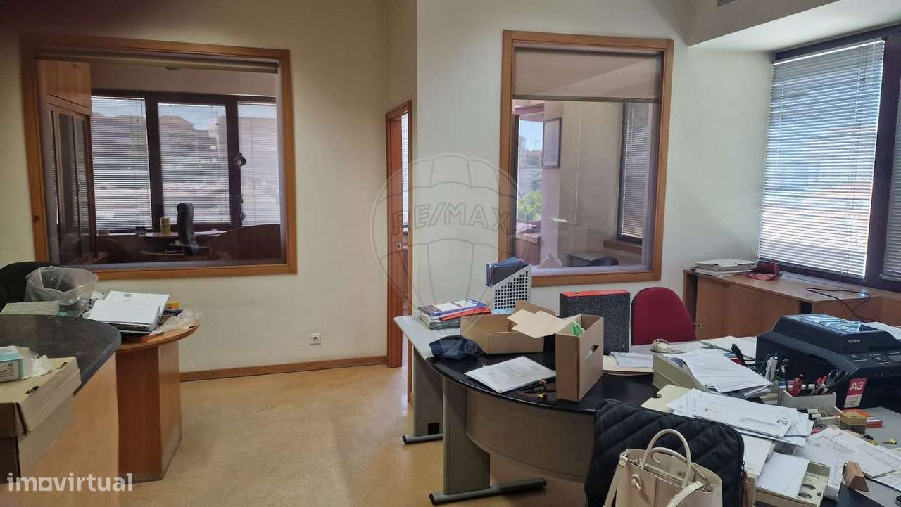 Escritório  para arrendamento - Grande imagem: 2/5