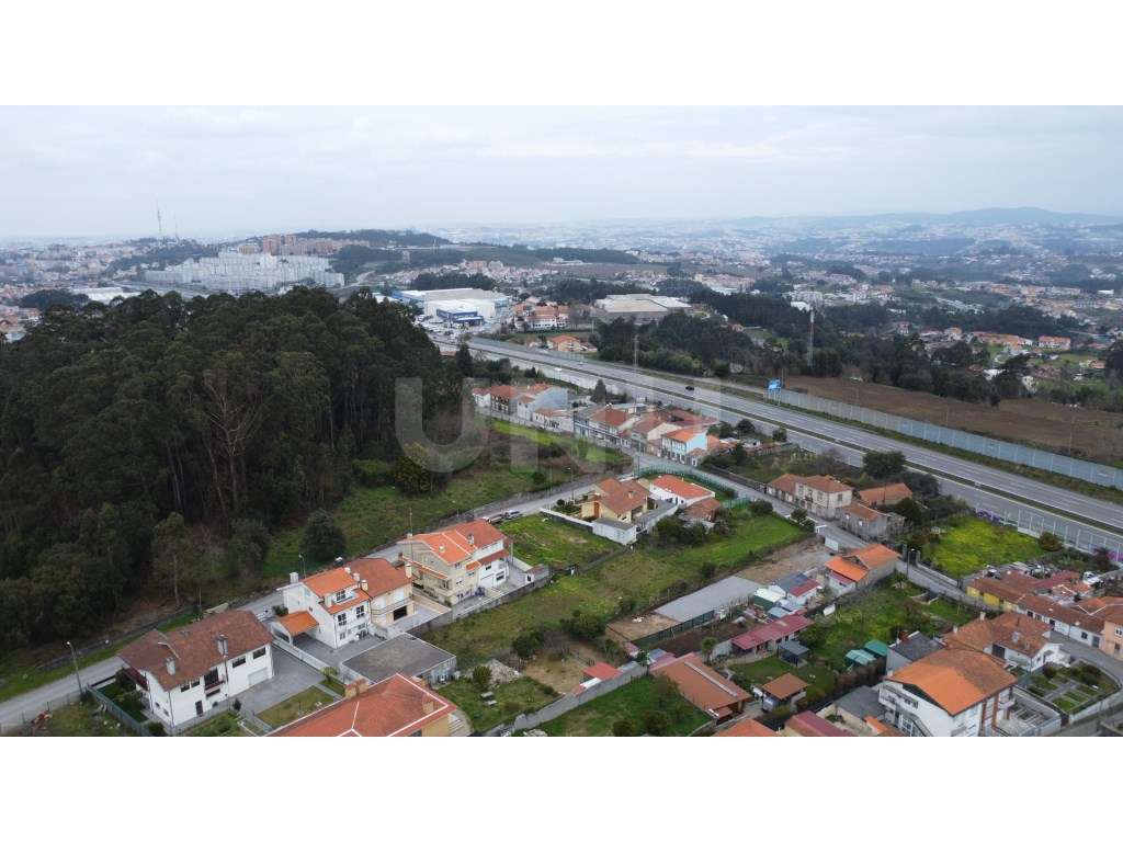 Terreno Urbano com Projeto Aprovado - Pedroso, Vila Nova de Gaia-8