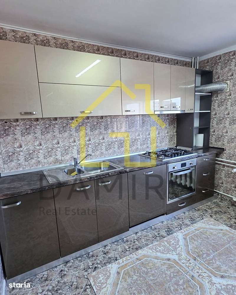 Apartament 2 camere Blvd.1 Dec. metrou Republica Blvd. Basarabia - Imagine principală: 3/6