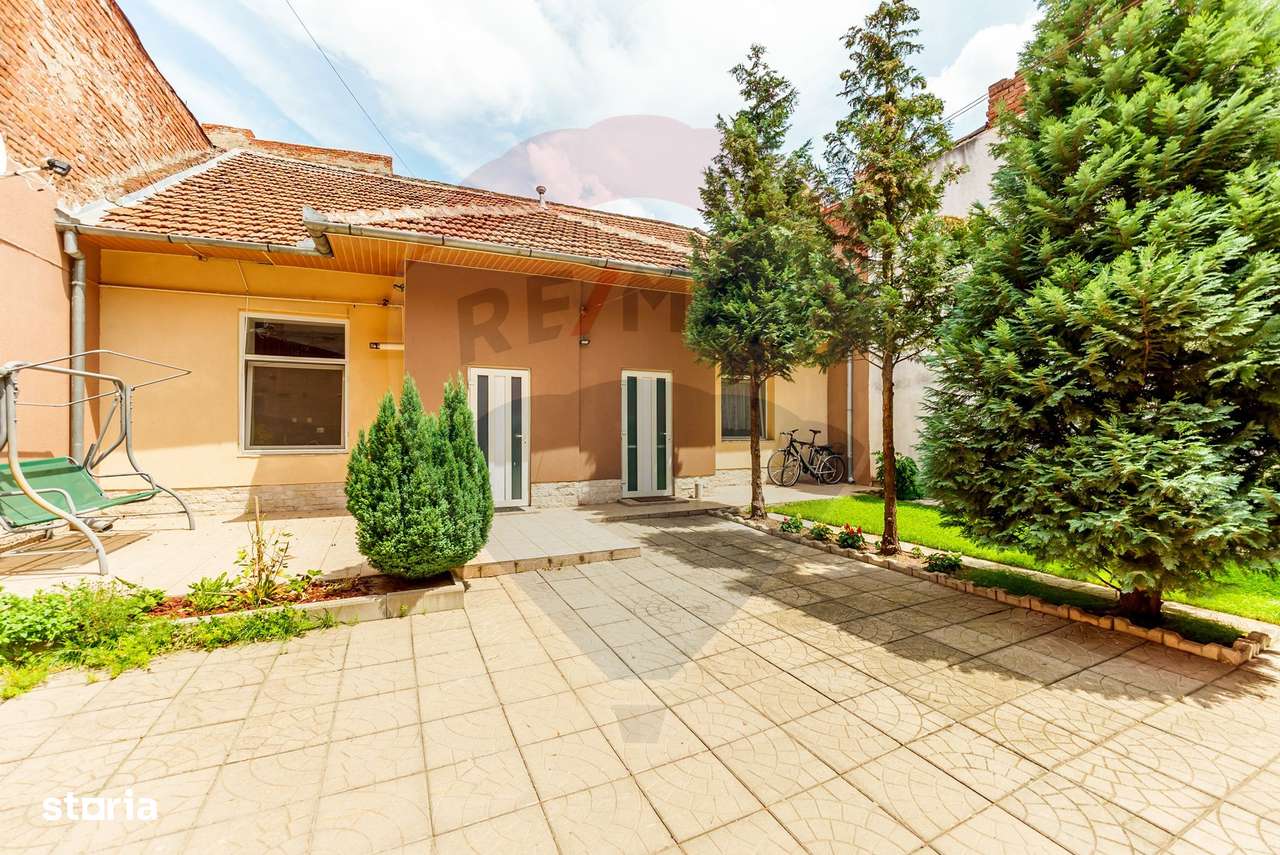 Apartament cu 1 camera la casa in zona ultracentrala - Imagine principală: 1/17