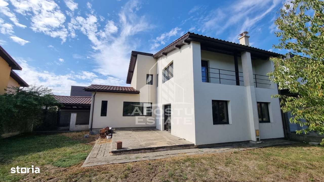 Casa individuala cu 4 camere si teren de 670mp, Dumbravita - Imagine principală: 2/13