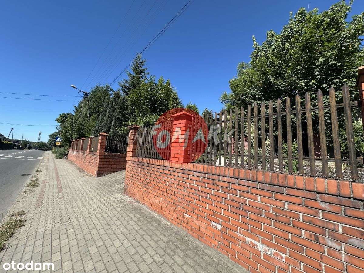 Sprzedamy w Rybniku Dom Z Dużą Działką-7