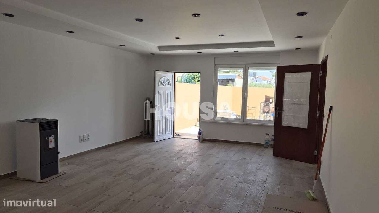 Moradia T3 Renovada | Azoia – Leiria-5