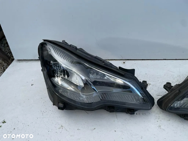 MERCEDES E KLASA W207 LIFT COUPE LAMPA LEWA PRAWA PRZOD A2078209161, A2078208061 - 2