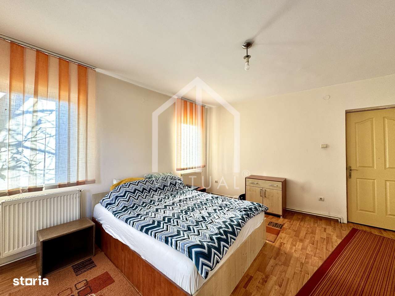 Apartament cu 3 camere, 65mp utili+balcon (8mp), parcare, Turnisor-1