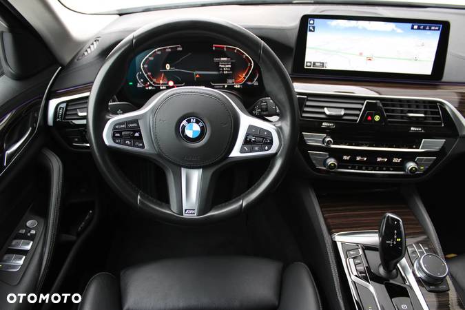 BMW Seria 5 520d xDrive Luxury Line - 16