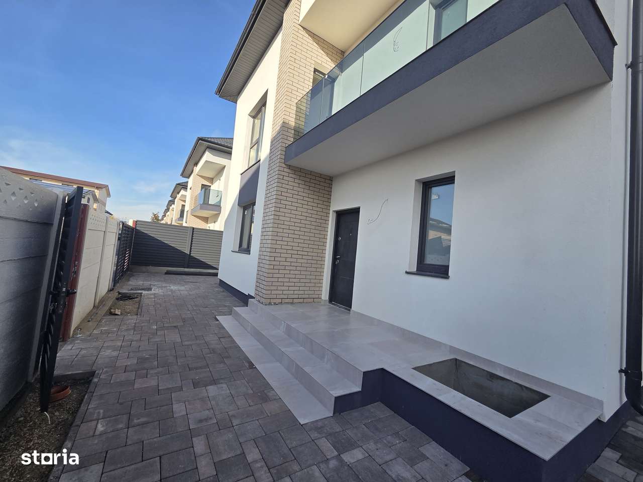 Vila single 4 camere-200 mp utili-Teren 400 mp-Parc Ghidigeni-Finisata - Imagine principală: 3/20