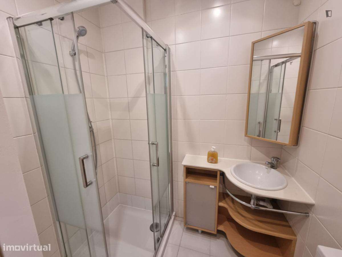 Apartamento com 1 quartos - localizado em Entrecampos Lisbon - Grande imagem: 5/15