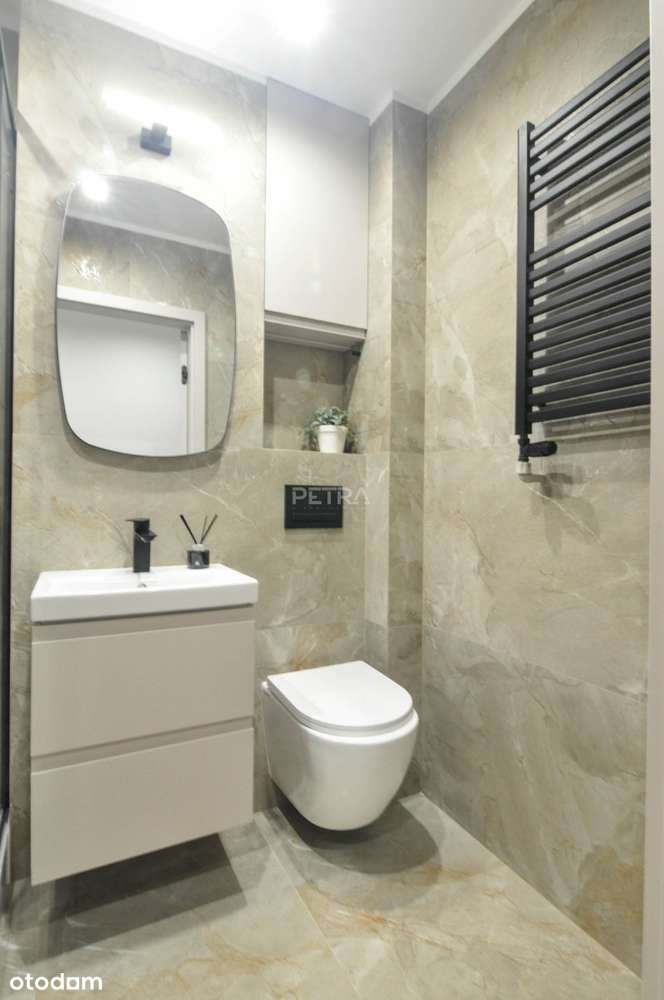 Po remoncie  2-3 pokojowe  przy Wum-4