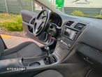 Toyota Avensis 2.0 D-4D Sol - 16
